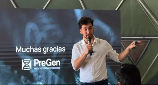 Pitch de PreGen en la jornada HealthTech de AmCham en el Parque de la Innovación